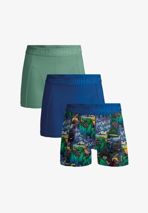 Trois boxers pour hommes en vert, bleu uni et un imprimé coloré avec des dragons, des montagnes et des chiens, avec une ceinture bleue portant un texte.
