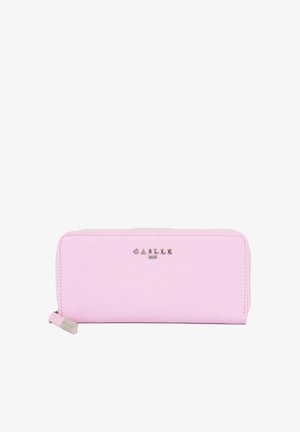 Portafoglio sintetico rosa con una superficie liscia, chiusura a zip e accessori in argento. Presenta un logo impresso sulla parte anteriore e una forma rettangolare.