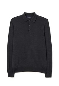 Dunkelgraues Langarm-Poloshirt aus weichem Stoff, mit Kragen, drei Knöpfen sowie gerippten Bündchen und Saum. Markenetikett sichtbar.