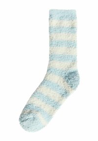 Calcetín peludo de rayas azul claro y blanco con una textura suave, que presenta rayas anchas y estrechas alternas, puntera redondeada y sin marca visible.