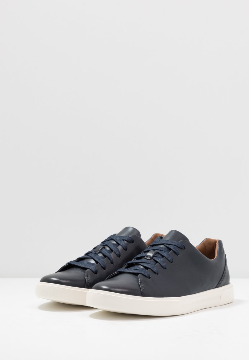 Clarks Mapstone Lace 26176887 7 Sneakers in blue buy online