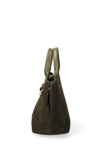 Borsa a spalla in suede verde oliva scuro con manici in pelle liscia, mostrata di lato su uno sfondo bianco semplice.