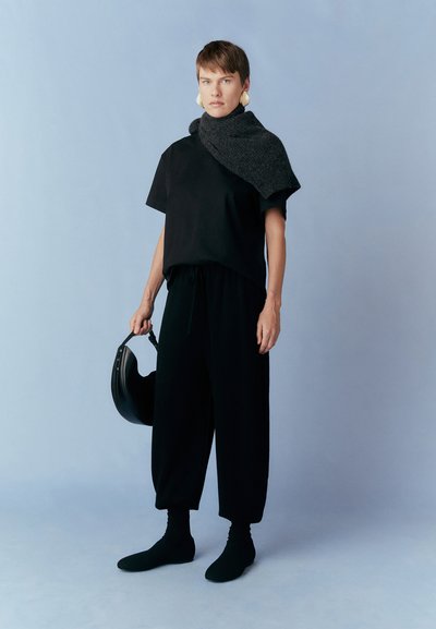 By Malene Birger TEVANA - Kalhoty - black