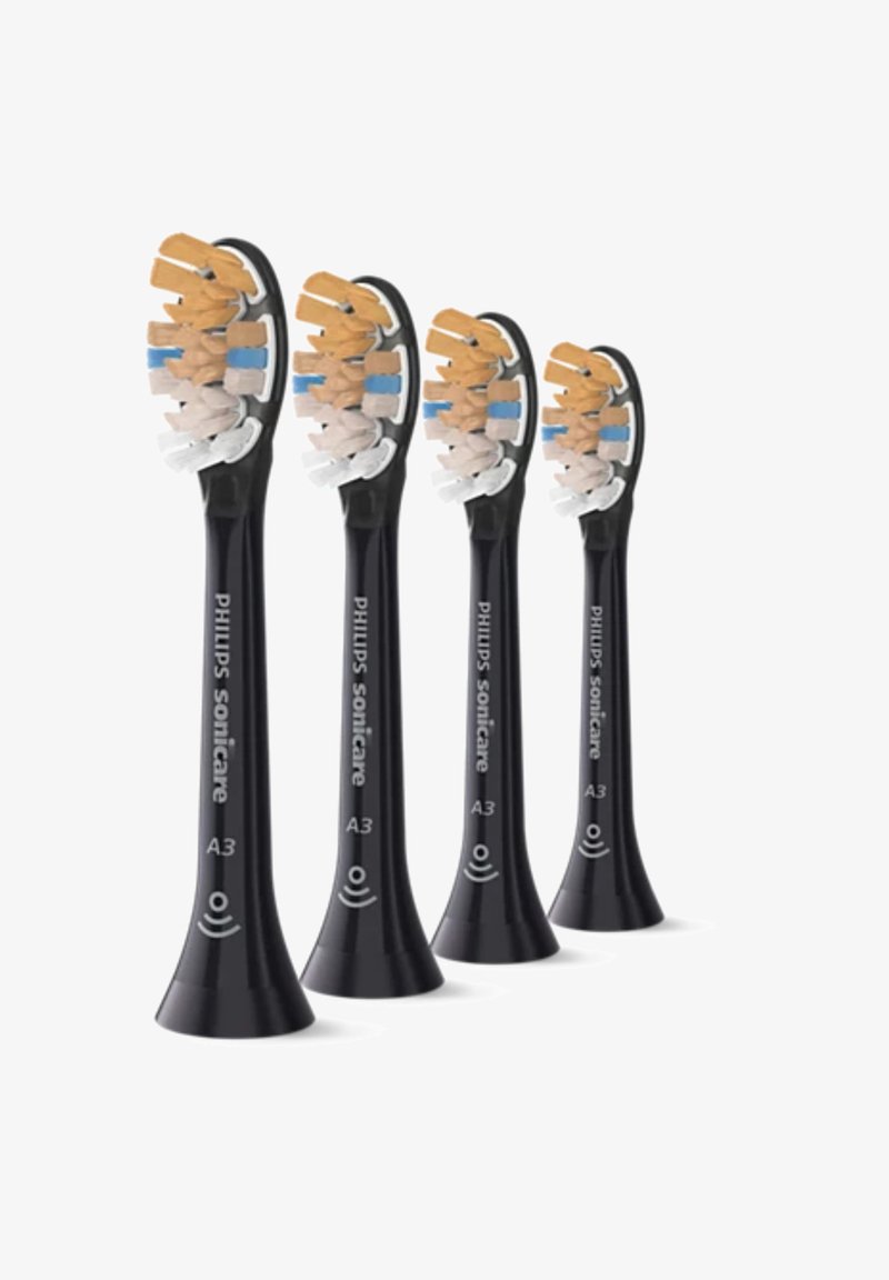 Quattro testine di spazzolini da denti neri con setole di colori variabili (bianco, blu, arancione) etichettate "PHILIPS Sonicare A3," caratterizzate da design ergonomico.