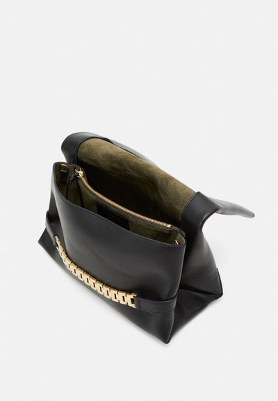 Victoria Beckham CHAIN POUCH - Borsa a mano - black