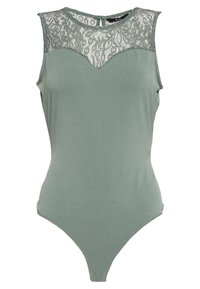 Ärmlös bodysuit i dämpad grön, med en spetspanel vid halsringningen, slät tygkänsla och en åtsittande silhuett med en tanga-cut.