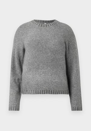 Grå strikket genser med rund hals, lange ermer og ribbede detaljer ved mansjettene og kanten. Myk tekstur med en litt løs passform.