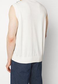 adidas Originals Stickad tröja - off-white