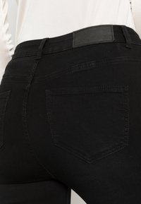Noisy May NMCALLIE - Jegging - black denim