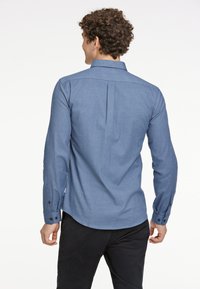Lindbergh MOULINÉ STRETCH  - Camicia - dust blue