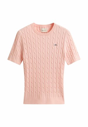 Lyserød strikket kortærmet sweater med lodret kabelmønster og lille broderet logo på venstre bryst.