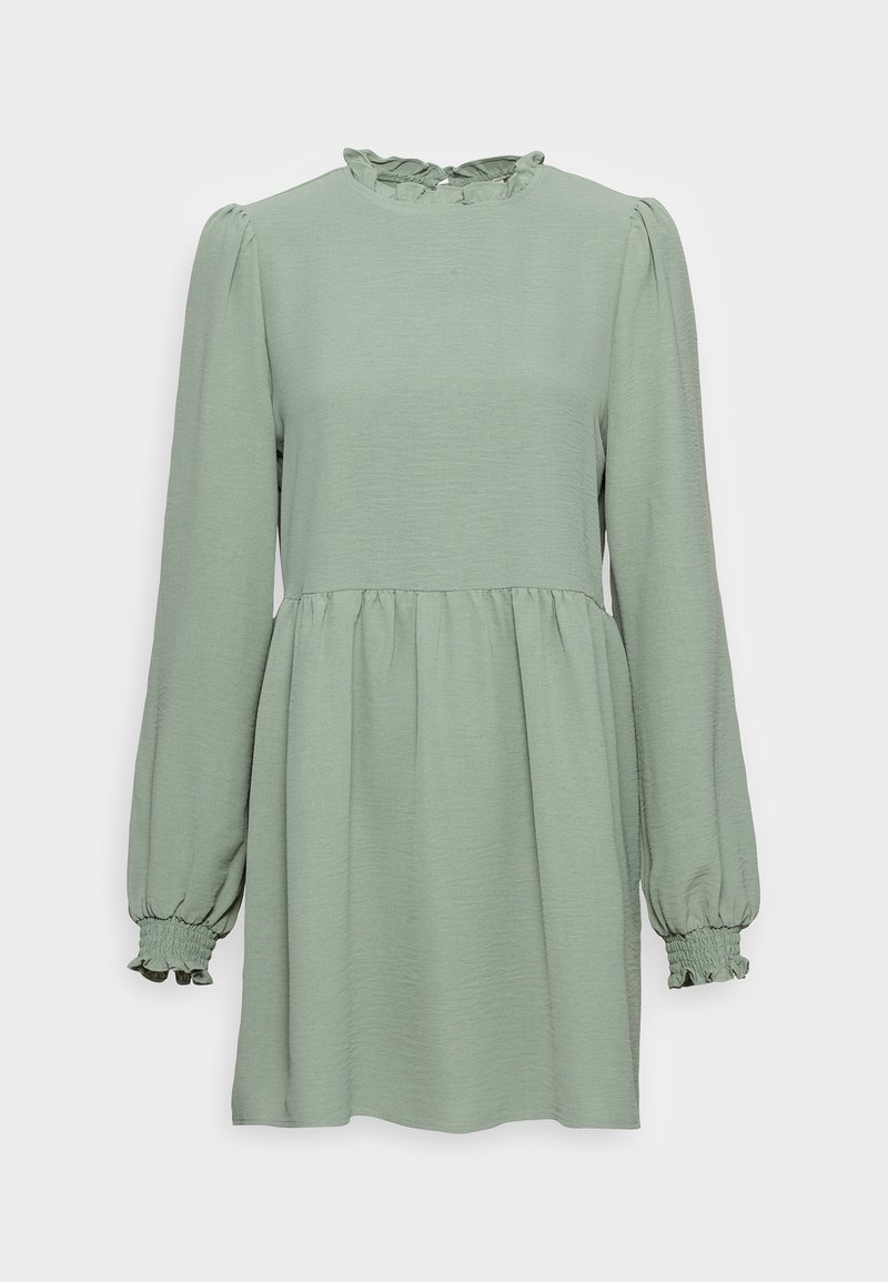 Robe verte claire à manches longues avec un col volanté et des poignets froncés, avec une taille resserrée et une coupe ample.