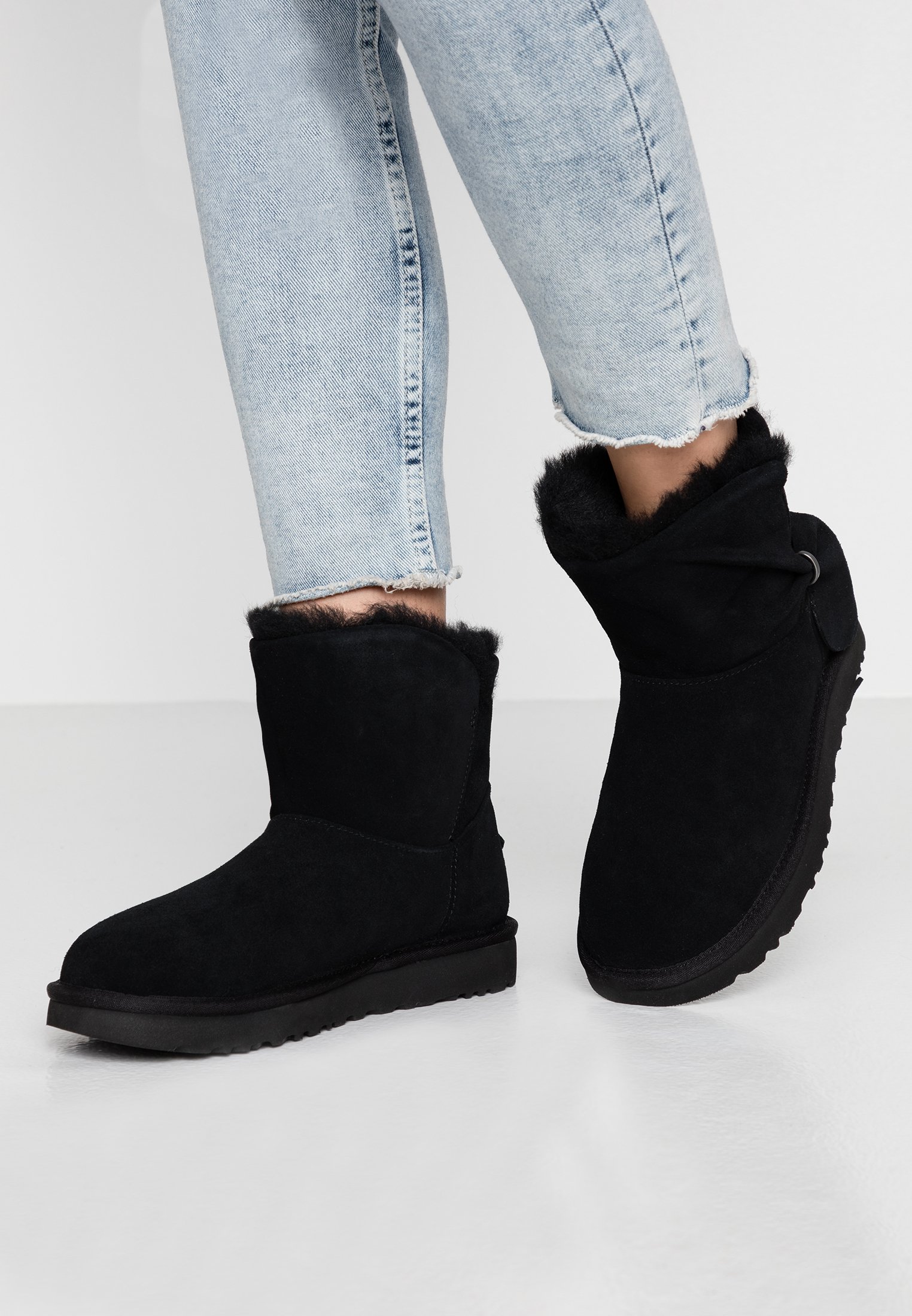 ugg classic mini twist