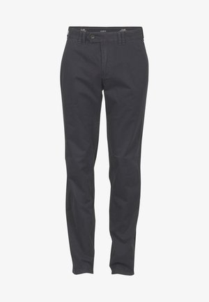 Donkergrijze chinos gemaakt van een katoenmix. Kenmerken zijn een slim fit, riemlussen, zijzakken en een enkele knoopsluiting.