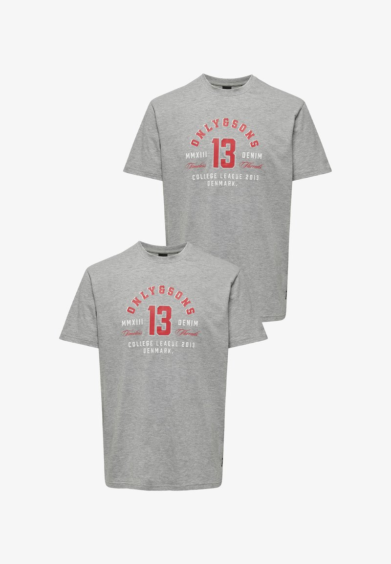 Graue Baumwoll-T-Shirts mit kurzen Ärmeln und rundem Ausschnitt. Roter Grafikdruck mit der Aufschrift "ONLY & SONS", der Nummer 13 und "COLLEGE LEAGUE 2013".