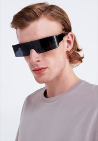Thumbnail-Bild 2