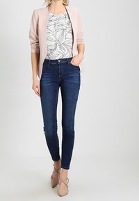 s.Oliver BLACK LABEL Blůza - white