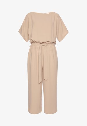 Beiger Overall mit kurzen weiten Ärmeln, rundem Ausschnitt, geraffter Taille und passendem Stoffgürtel, der vorne gebunden ist.