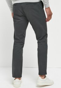 Next SLIM FIT - Chino hlače - stone