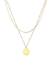 Dobbeltlags halskæde i guldfarve med et tekstureret otteteknget vedhæng. Kæderne har led og perler, hvilket fremhæver et delikat design.