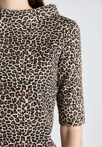 Marc Cain Camiseta estampada - powder/cream