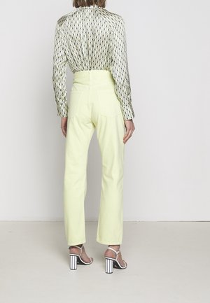 Jeans Straight Leg - yellow