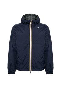 Giacca a vento blu navy con cappuccio, polsini elastici e una zip gialla e bianca, con un piccolo logo stampato sul petto.