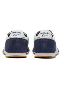Onitsuka Tiger SERRANO - Sneakers basse - peacoat ivory
