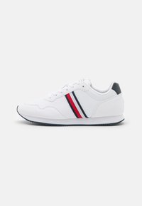 Tommy Hilfiger CORE RUNNER - Tenisky - white