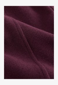 Unselected, plum purple