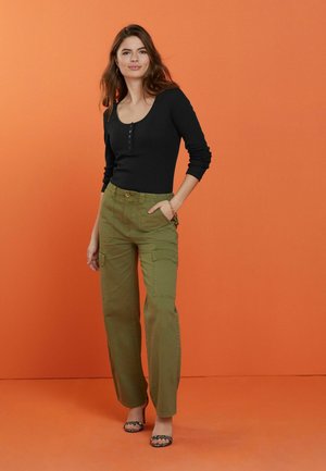 Next RIBBED HENLEY LONG SLEEVE TOP - Pitkähihainen paita - black