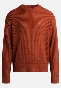 Ribattu neulepullover tumman oranssina, pyöreällä kauluksella ja pitkillä hihoilla. Pehmeä pinta, rento malli ja huomaamaton venytystä korostava yksityiskohta.