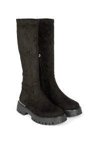 Botas negras de ante hasta la rodilla con suela gruesa, cremallera lateral y textura suave. Presenta un diseño minimalista y sutiles acentos brillantes.