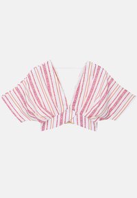 Csíkos crop top piros, rózsaszín és sárga vonalakkal, mély V-kivágással és széles ujjakkal. Az anyag könnyű és texturált.