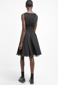 Swing Robe de soirée - black