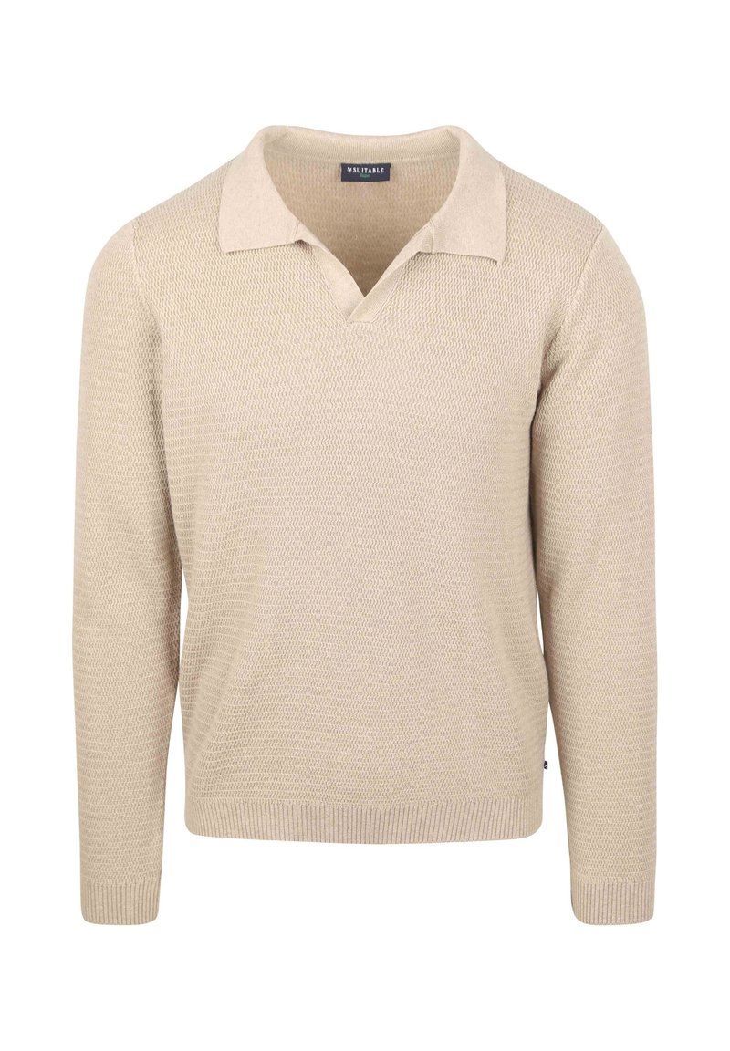 Beige gebreide pullover met een V-hals en korte kraag. Bevat een gestructureerd patroon en geribbelde boorden en zoom. Geschikt voor casual draag.