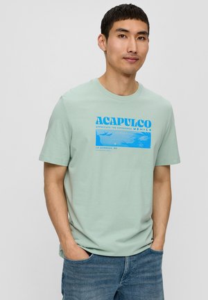 - T-shirt z nadrukiem