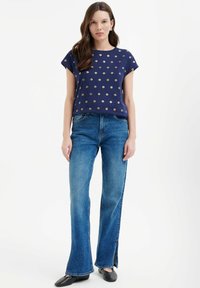 Greenpoint - T-shirt z nadrukiem