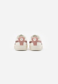 Puma Baskets basses - white