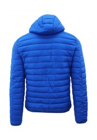 Giacca puffer blu con cappuccio, caratterizzata da un motivo a trapunta e una texture liscia. Il design include maniche lunghe e una forma aderente.