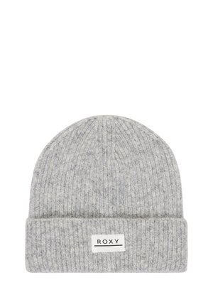 Grijze gebreide beanie met een geribd patroon en een omgeslagen rand. Bevat een wit label met zwarte tekst waarop "ROXY" staat.