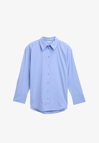 Unselected, dreamy blue