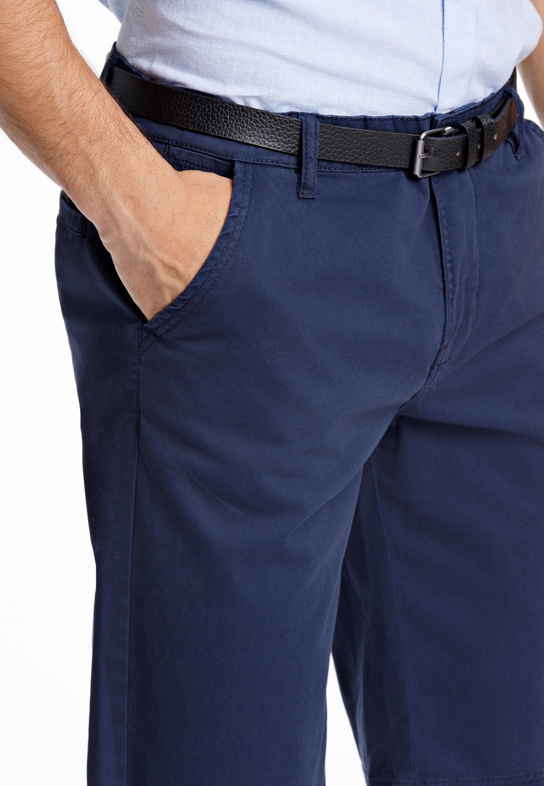 Lindbergh CLASSIC CHINO BELT - Shorts - navy/dark blue - Zalando.co.uk