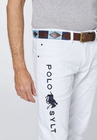 Polo Sylt Vaqueros rectos - white