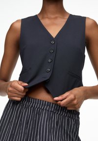 PULL&BEAR Kamizelka