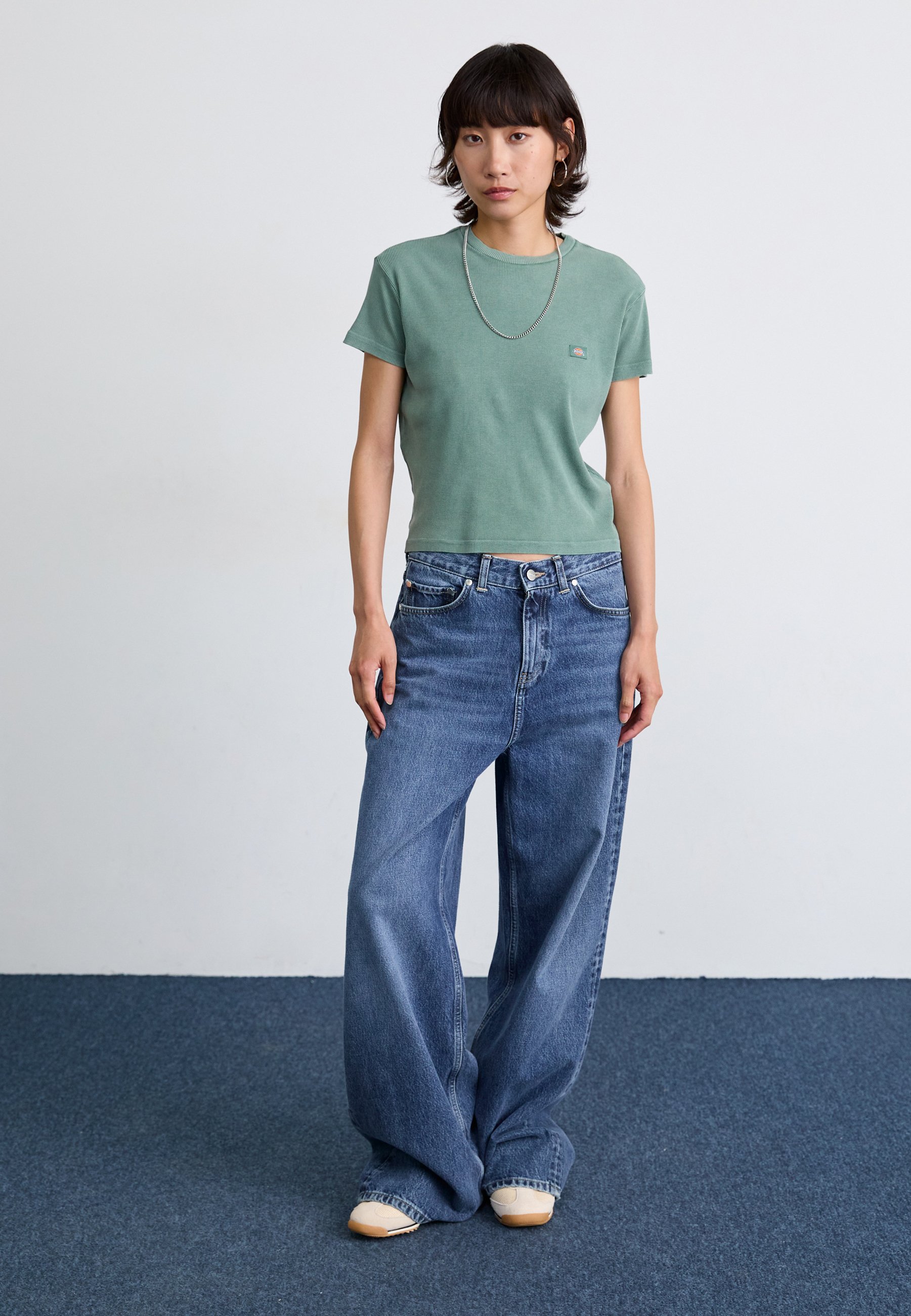売れ筋商品|||ディッキーズ Tシャツ レディース トップス GLACIER TEE - Basic T-shirt - acid wash forest Women's Basic T-shirt with Crew Neck in Acid Wash Forest