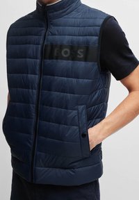 BOSS Väst - dark blue