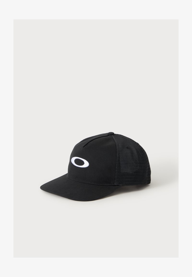 Casquette de baseball noire avec une visière incurvée et des panneaux arrière en mesh, avec un logo ovale blanc à l'avant.