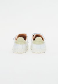 Bisgaard JULIAN UNISEX biały