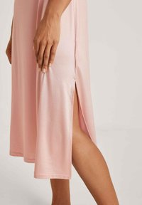 Calida ROMANCE - Nachtjapon - peach rose